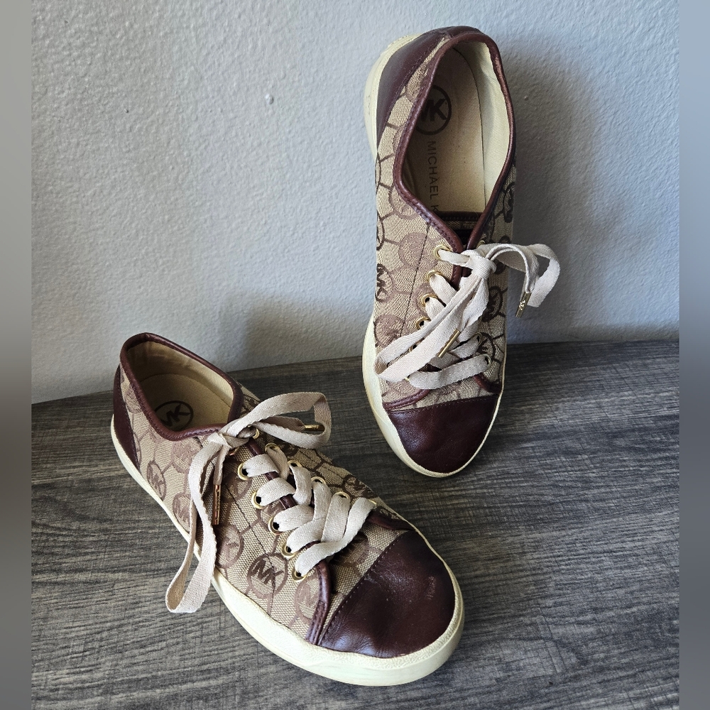 Michael Kors Brown and Cream Women's Leather Sneakers. MK City Sneaker Shoes 7.5